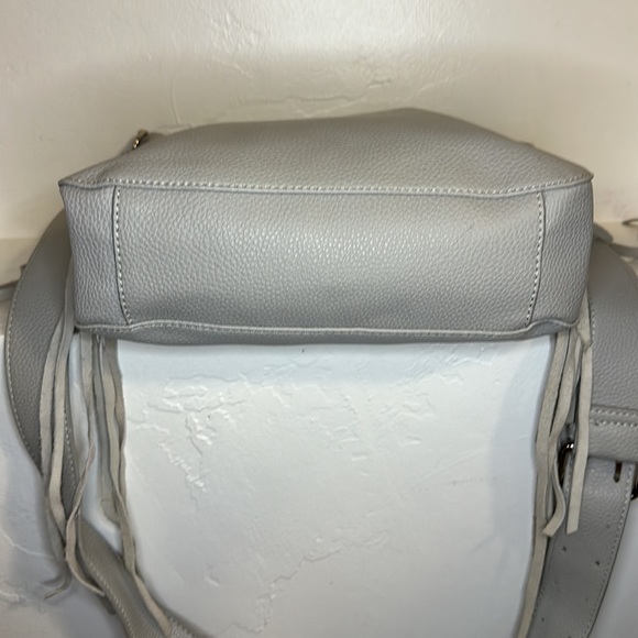 Expressions NYC gray vegan leather fringe bag - Picture 3 of 10